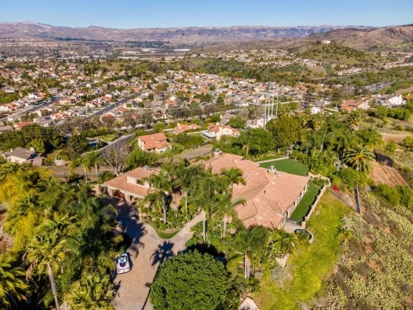 13723 Nightsky Aerial 7