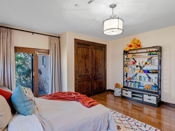 13723 Nightsky Beds 2