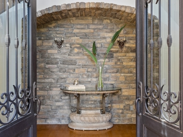 13723 Nightsky Entrance1