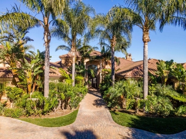 13723 Nightsky Front2