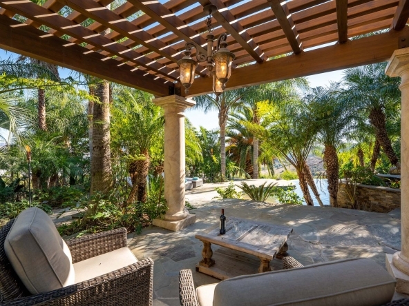 13723 Nightsky Pool 12