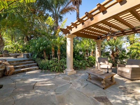 13723 Nightsky Pool 3