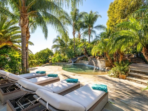 13723 Nightsky Pool 9