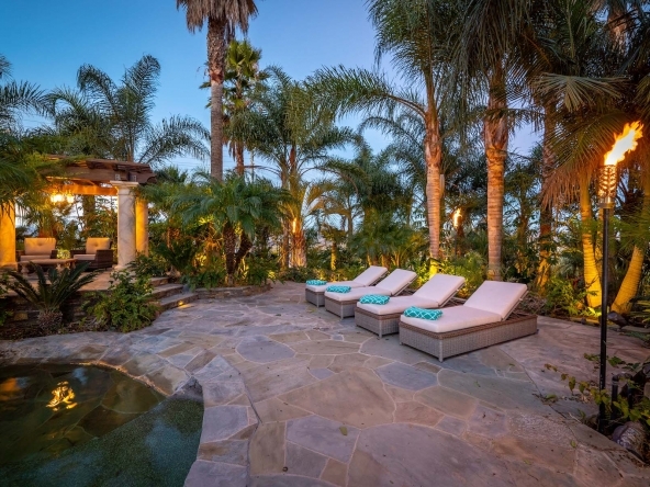 13723 Nightsky PoolTW 5