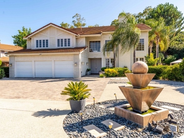 22241 Alizondo Drive Woodland Hills Holly and Chris Luxury Homes