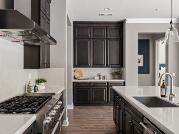 23942 Schoenborn Street PRINT-16