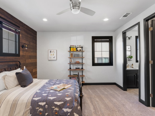 23942 Schoenborn Street PRINT-46