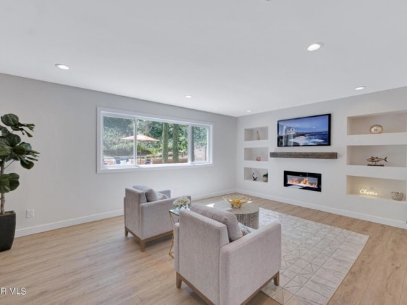 308 Kevin Street Northridge 19